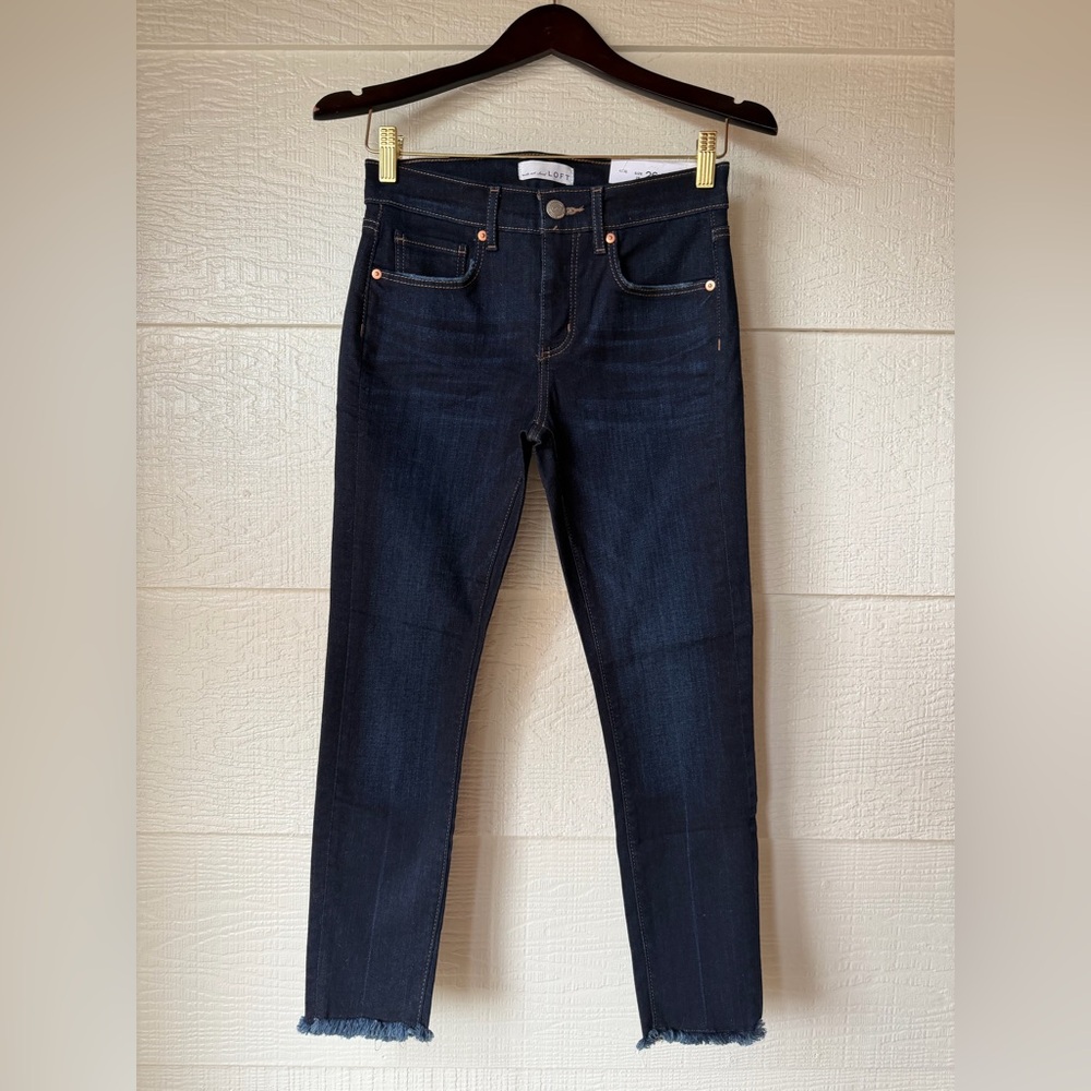 LOFT Modern Skinny Jeans Petite 26P Dark Wash Frayed Hem NWT
